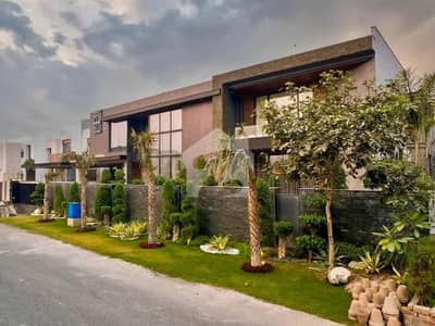 ڈی ایچ اے فیز 6 ڈیفنس (ڈی ایچ اے),لاہور میں 6 کمروں کا 2 کنال مکان 43.99 کروڑ میں برائے فروخت۔ ڈی ایچ اے فیز 6 ڈیفنس (ڈی ایچ اے),لاہور میں 6 کمروں کا 2 کنال مکان 43.99 کروڑ میں برائے فروخت۔