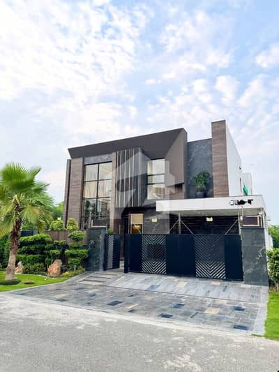 SYED BROTHERS PROUDLY OFFERS: 1-Kanal Elegant And Semi Furnished Modern Bungalow Is Available In The Best Block Of DHA Lahore | ACs Installed.