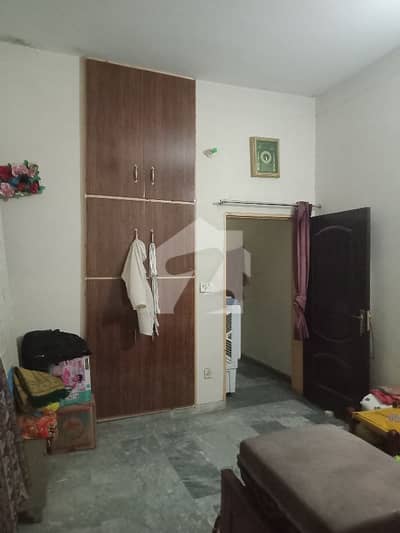 5 marla 2 bed upper portion for rent in ubl society near lums dha lhr