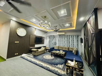 24 Marla Luxury House For Rent