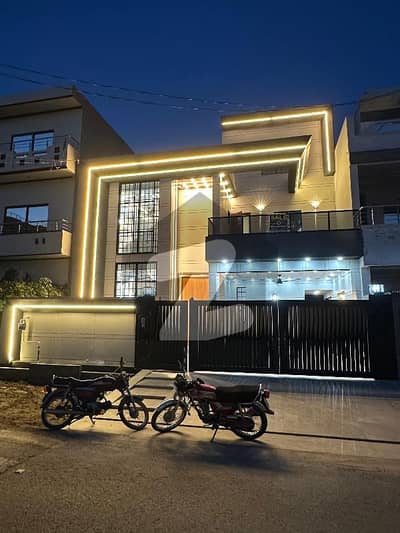 10 Mara Brand New Designer House For Sale