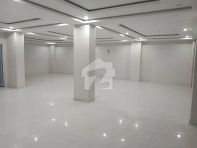 ای ۔ 11 اسلام آباد میں 1 کنال دفتر 14.0 لاکھ میں کرایہ پر دستیاب ہے۔