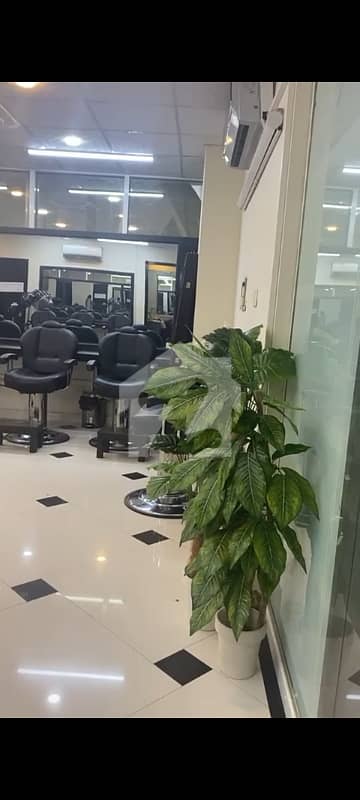 Property Connect Offers!F-6 Markaz 850 Sq. Ft Luxury Space For Rent |Lift Installed|2nd Floor |
