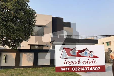 فضائیہ ہاؤسنگ سکیم فیز 1 فضائیہ ہاؤسنگ سکیم,لاہور میں 6 کمروں کا 1 کنال مکان 7.5 کروڑ میں برائے فروخت۔ فضائیہ ہاؤسنگ سکیم فیز 1 فضائیہ ہاؤسنگ سکیم,لاہور میں 6 کمروں کا 1 کنال مکان 7.5 کروڑ میں برائے فروخت۔
