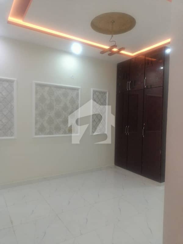 کیولری گراؤنڈ لاہور میں 3 کمروں کا 3 مرلہ مکان 1.65 کروڑ میں برائے فروخت۔ کیولری گراؤنڈ لاہور میں 3 کمروں کا 3 مرلہ مکان 1.65 کروڑ میں برائے فروخت۔