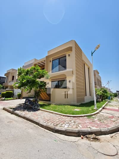 6 MRLA BEAUTIFUL CORNER HOUSE FOR SALE IN M BLOCK