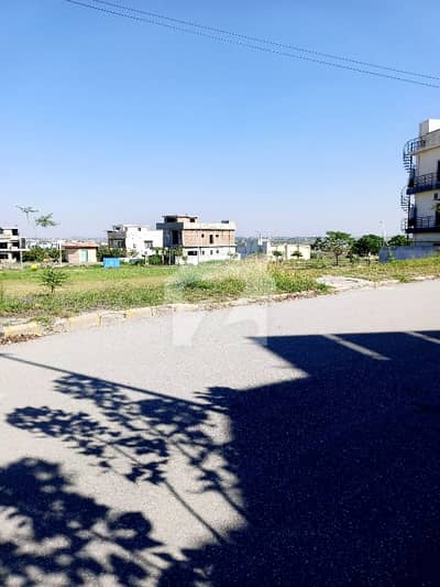 10 Marla Heighted Plot in Sector B DHA Phase 3 Islamabad Prime Location Near Park & Boulevard