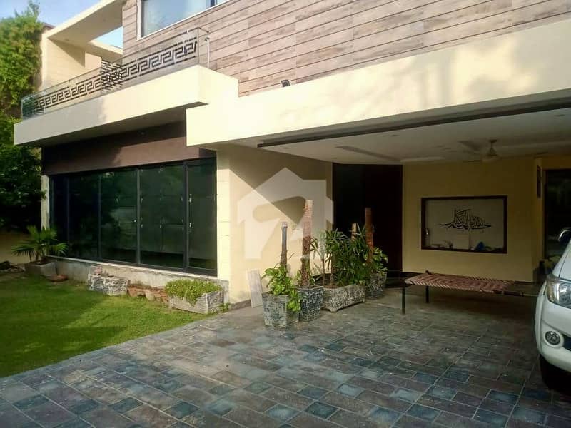 Modern 1-Kanal Architectural Masterpiece In DHA Phase 1 Modern 1-Kanal Architectural Masterpiece In DHA Phase 1