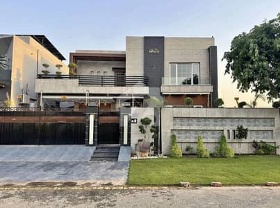 1 Kanal Modern Bungalow In DHA Phase 4 Near Park Near Gold Crust Prime Location