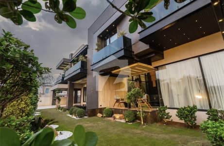 EXCLUSIVE 2 KANAL DESIGNER MANSION | PRIME LOCATION | DHA PHASE 3