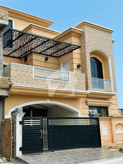فیصل ٹاؤن - ایف ۔ 18 اسلام آباد میں 7 کمروں کا 8 مرلہ مکان 3.6 کروڑ میں برائے فروخت۔ فیصل ٹاؤن - ایف ۔ 18 اسلام آباد میں 7 کمروں کا 8 مرلہ مکان 3.6 کروڑ میں برائے فروخت۔
