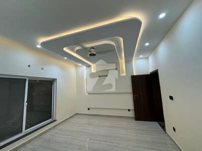 3 Bed Flat For Rent Corner Samama Tower 2 Gulbarg Gareen Islamabad Dami Pic