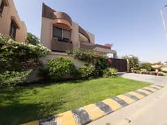 Bungalow On Main Boulevard Is Available For Sale Bungalow On Main Boulevard Is Available For Sale