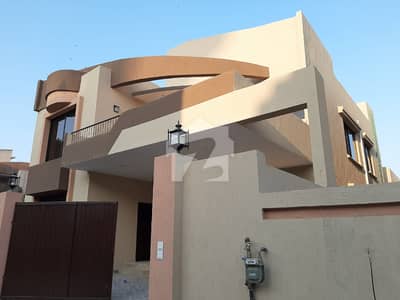 Branded House 5 Beds Available For Rent