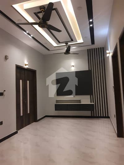 سیکٹر 31 ۔ پنجابی سوداگر سٹی فیز 2 سکیم 33 - سیکٹر 31,سکیم 33,کراچی میں 4 کمروں کا 5 مرلہ مکان 2.55 کروڑ میں برائے فروخت۔