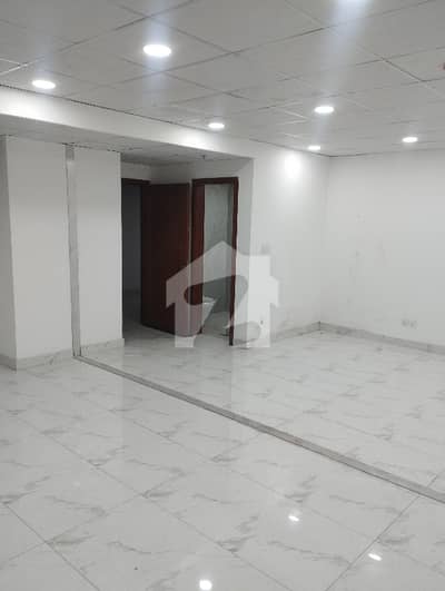 950 Square Feet Office Available For Rent Near Liberty Market Gulberg