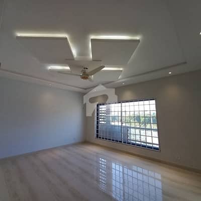 10 Marla House Upper Portion For Rent With Separate Entrance In Dha Phase 8 Ex Air Avenue