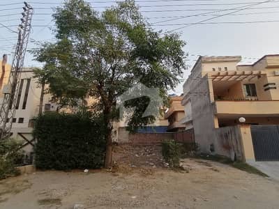 10 Marla Residential PLot On 40 FT. Road Available For Sale