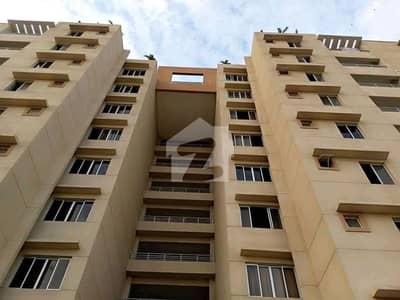 نیوی ہاؤسنگ سکیم کارساز کراچی میں 5 کمروں کا 1 کنال فلیٹ 12.0 کروڑ میں برائے فروخت۔