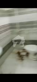 32 32