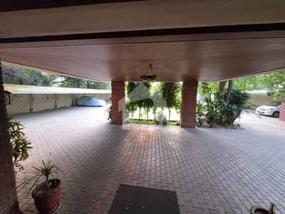 1.5 Kanal House Mera Khan Road