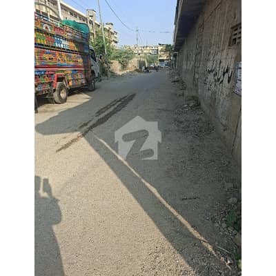 راشد منہاس روڈ کراچی میں 2 کنال کمرشل پلاٹ 45.0 کروڑ میں برائے فروخت۔