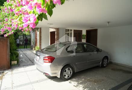 Corner House Cavalry Ground 60 Feet Road For Sale