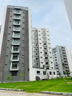 4 Bedrooms Apartment For Rent