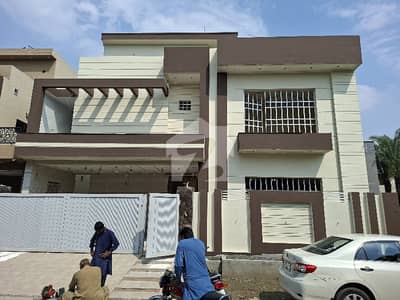 9 Marla Brand New House For Sale In Nasheman-E-Iqbal Phase 2