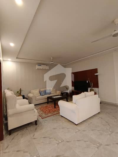Bahria Town Phase 8 Lower Portion Sized 10 Marla For Rent Bahria Town Phase 8 Lower Portion Sized 10 Marla For Rent