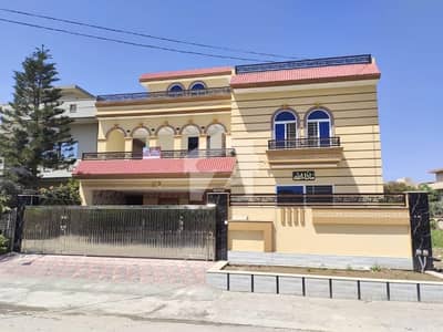 Brand New Beautiful 1 kanal Double Storey House For Sale In Soan Garden Islamabad