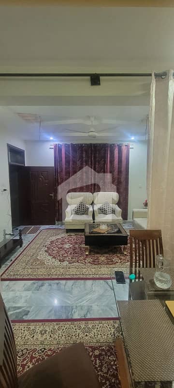 بنی گالہ اسلام آباد میں 4 کمروں کا 6 مرلہ مکان 1.7 کروڑ میں برائے فروخت۔