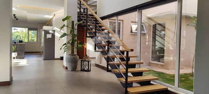 5 Kanal Furnished And Non Furnished Farm House Options Available