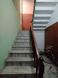 PHASE 3 BLOCK W 2 KANAL OLD HOUSE FOR SALEWELL MAINTAINED