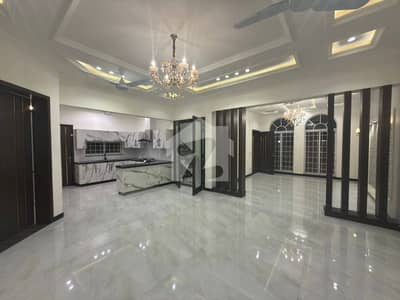 1 Kanal Modern House With Full Basement Available For Rent Near To Penta Square Mall