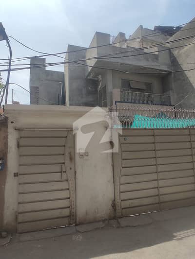 شاہدرہ لاہور میں 9 کمروں کا 10 مرلہ مکان 3.7 کروڑ میں برائے فروخت۔