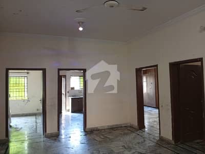 10 Marla Ground Portion Available For Rent In Pakistan Town Phase 1