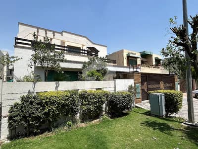 1 Kanal Double Height Lobby Well Maintained House For Sale In Dha Phase 5 Near To Dolmen Mall