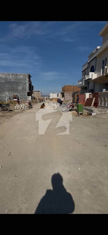 G-15/3 25x50 FGEHA North Service Road Main Double Road Plot For Sale