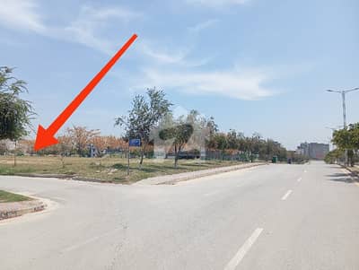 Location: D-18, K Block 1 Kanal