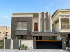 12 Marla Designer House Available For Sale