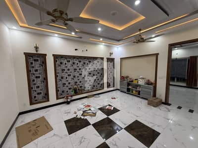 10 Marla Upper Portion Available For Rent