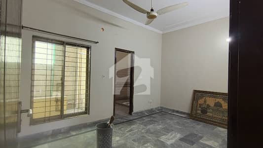 05 MARLA UPPER PORTION WITH GARAGE FOR RENT IN JOHAR TOWN LAHORE