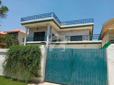 ایف ۔ 10/2 ایف ۔ 10,اسلام آباد میں 6 کمروں کا 1 کنال مکان 23.5 کروڑ میں برائے فروخت۔
