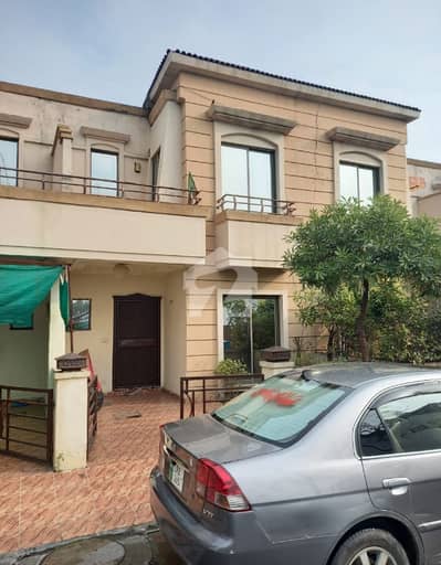 4 MARLA BEAUTIFUL HOUSE FOR RENT IN PARAGON CITY