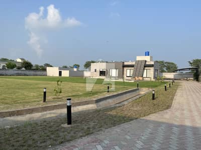 Modern Luxury Farmhouse For Rent On Daily Basis