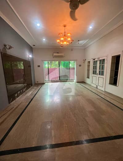 ONE KANAL HOUSE FOR RENT
