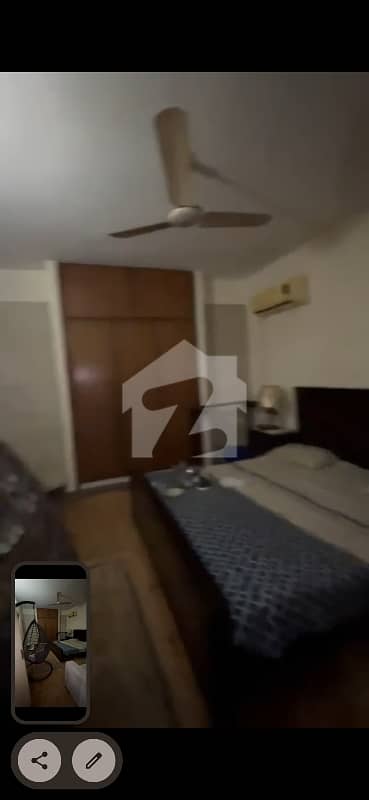 ASKARI 5 THREE BEDS APARTMENT 2ND FLOOR IDEAL FOR LEAVING