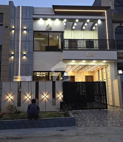 5 Marla Modern Designer House Available For Sale