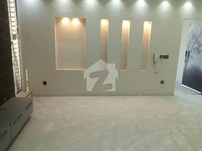 النور گارڈن فیصل آباد میں 4 کمروں کا 4 مرلہ مکان 1.55 کروڑ میں برائے فروخت۔